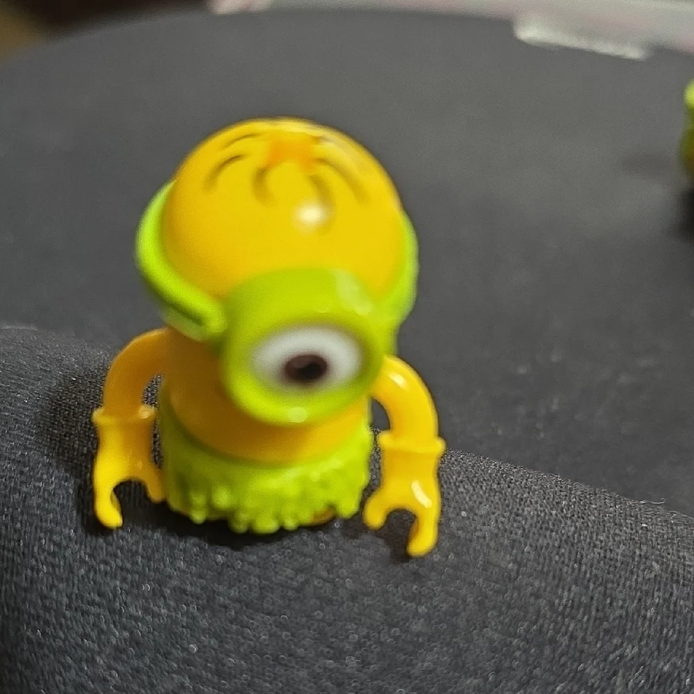 MINIONS Yellow and Green MEGA BLOKS (Figurines Only)